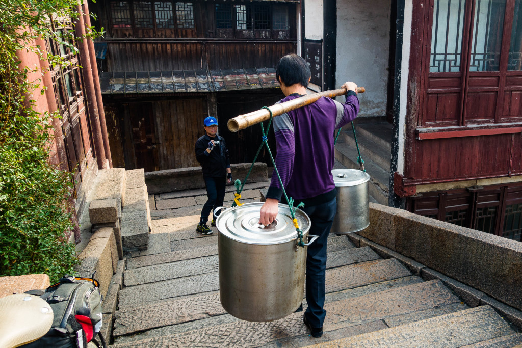 Zhouzhuang "Venice Of The East" | Johnny Isaak Adventure Cyclist